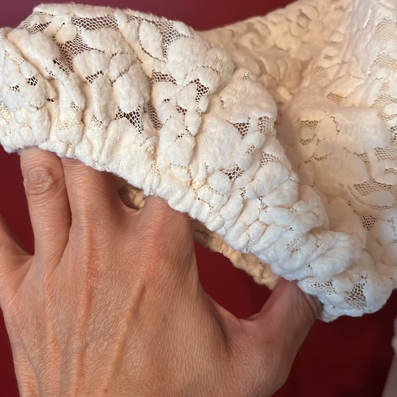 BNWOT Maurices classy off white lined floral top - Picture 4 of 15